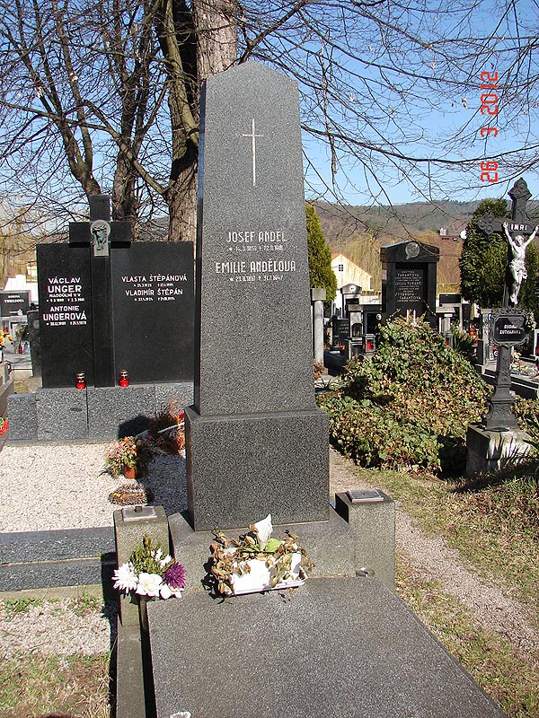 České hřbitovy
