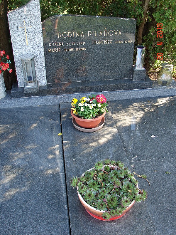 České hřbitovy