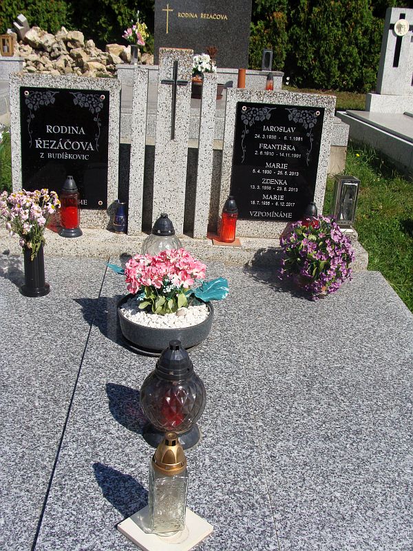 České hřbitovy